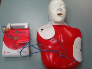 Connected AED With CPR Mannequin